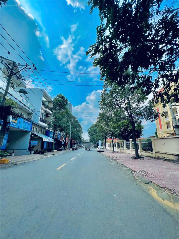 Đất bán p. quang vinh 100m2 vị trí 2 nguyễn du thông sang mega, kinh doanh buôn bán 4,68 tỷ