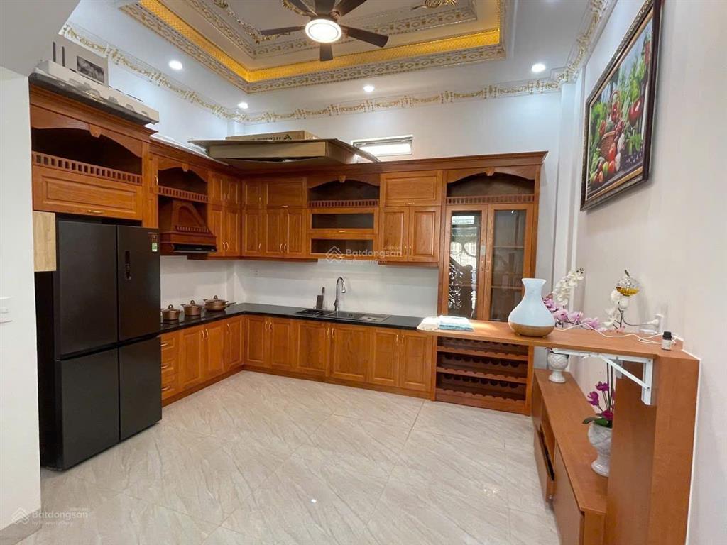 Nhà bán mới xây 1 trệt 2 lầu p.tân hiệp( cũ) 1 sẹc trại giam b5 cách naq chỉ 200m giá 4,9 tỷ