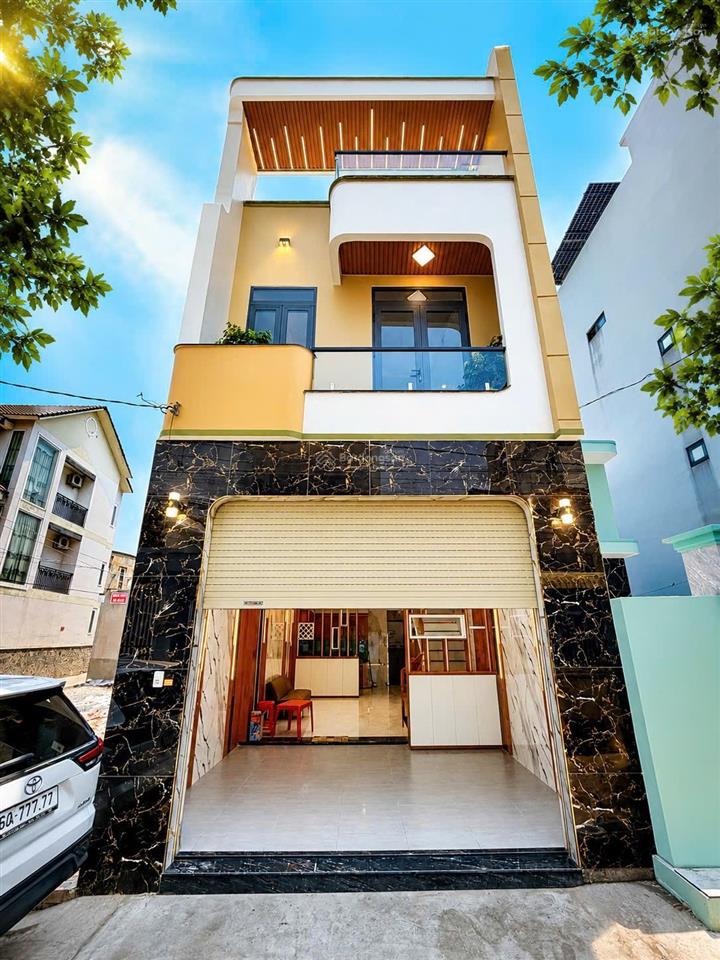 Nhà bán p. bửu hòa mới xây hiện đại 3,68 tỷ 1 trệt 1 lầu 66m2 hoàn công đầy đủ xe hơi tận cửa