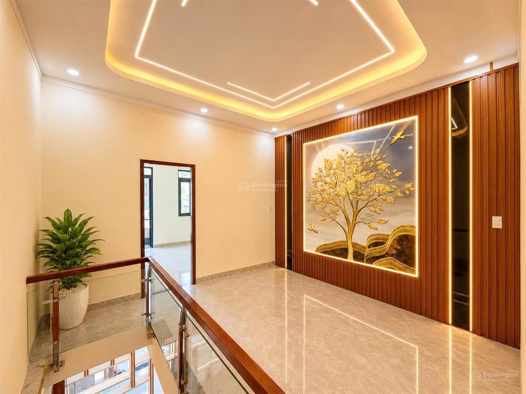 Nhà bán p. bửu hòa mới xây hiện đại 3,68 tỷ 1 trệt 1 lầu 66m2 hoàn công đầy đủ xe hơi tận cửa