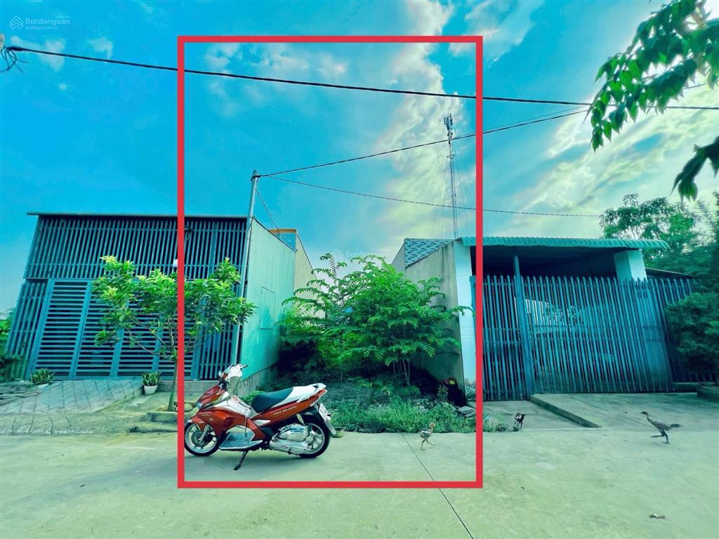 Đất chính chủ cần bán 138m2 giá 1,6 tỷ tân bình hương lộ 7 sổ riêng full thổ đường 6m nhà xây kín