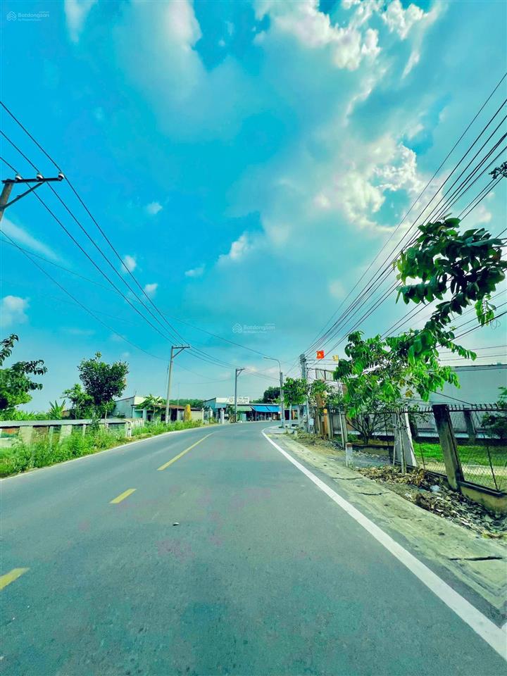 Đất chính chủ cần bán 138m2 giá 1,6 tỷ tân bình hương lộ 7 sổ riêng full thổ đường 6m nhà xây kín