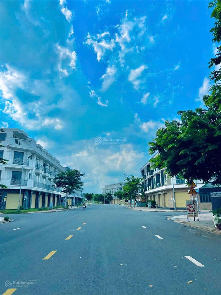 Bán đất p. bửu long đường f6 2,2 tỷ đóng thuế ra sổ 80m2, đường 8m kdc an ninh sạch đẹp