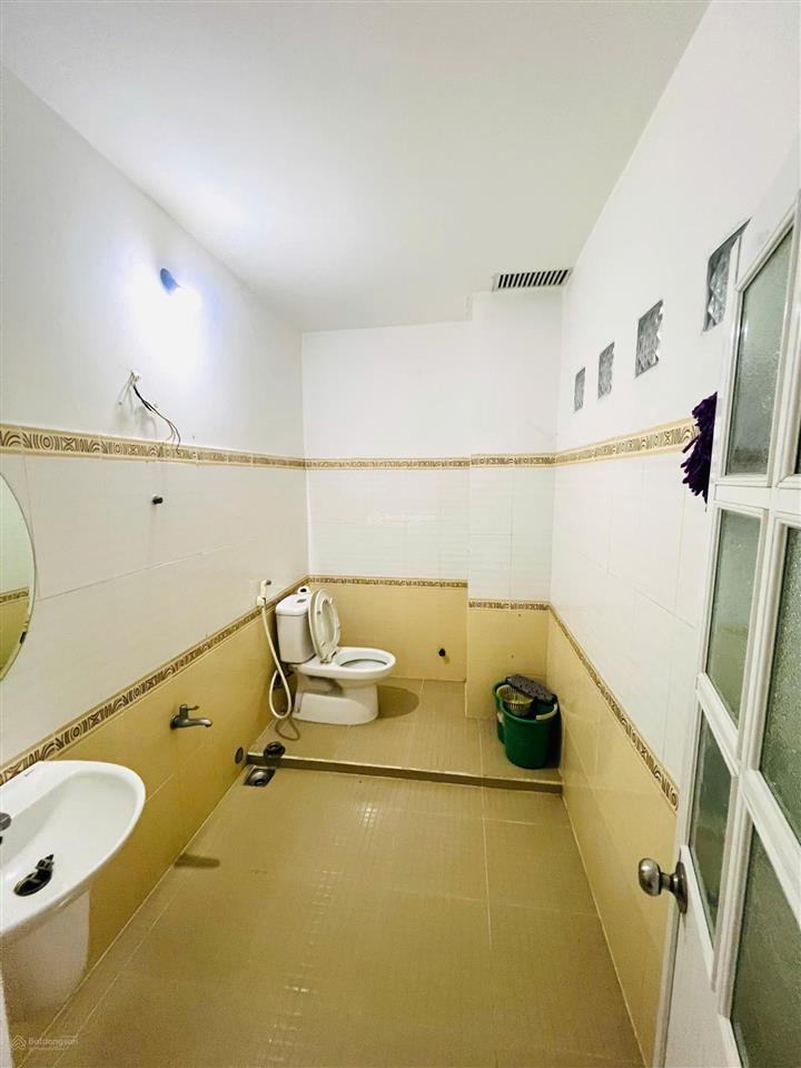 Nhà bán còn mới cứng p. bửu long đường n1 nhà 3 tấm giá 6 tỷ 6pn phòng master sổ hồng sẵn giá ngộp