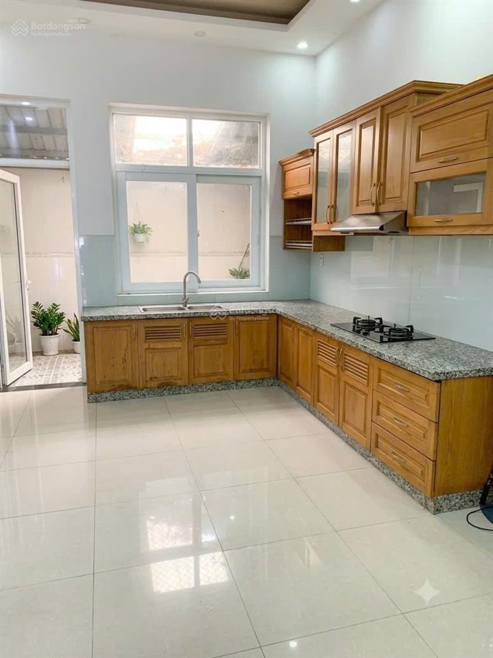 Nhà 3 lầu d12 kdc d2d giá 8,6 tỷ sẵn dòng tiền 18tr/th sổ sẵn hoàn công giá cực tốt thời điểm này