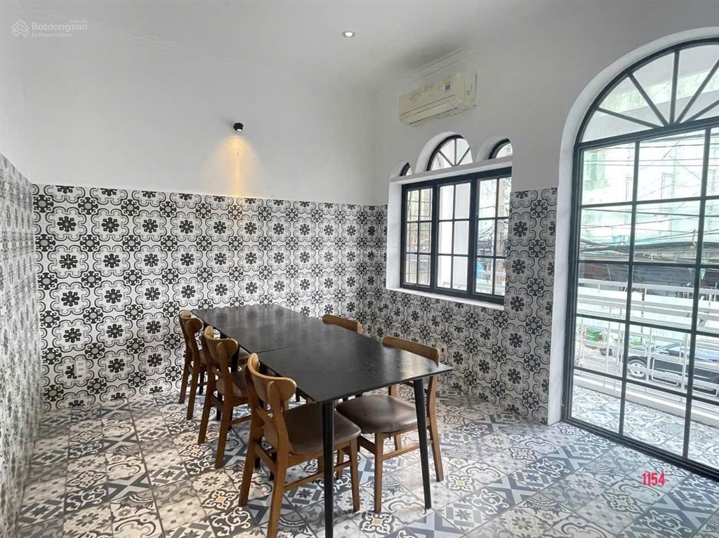 Kẹt tiền bán gấp 279m2 mt cmt8 siêu víp chỉ 15,9 tỷ dòng tiền cho thuê 50tr/th sổ sẵn công chứng