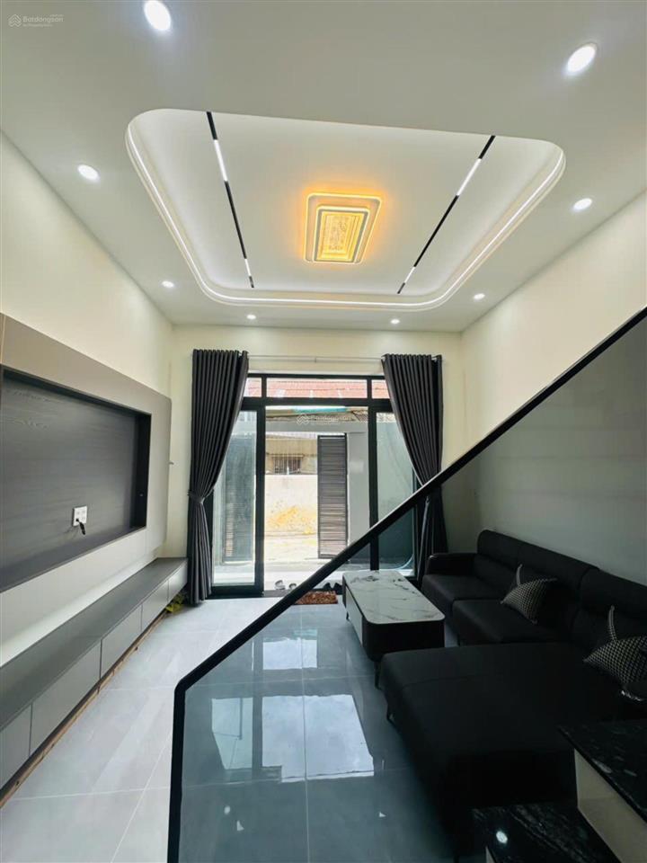 Nhà bán 90m2 ngay công viên biên hùng 3,7 tỷ mới xây hẻm ô tô tận nhà sổ riêng full tiện ích