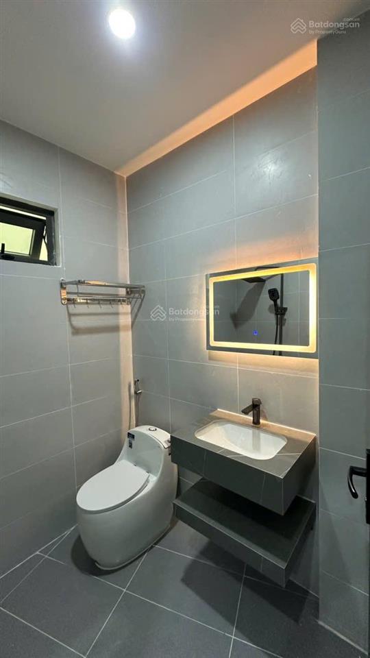 Nhà bán 90m2 ngay công viên biên hùng 3,7 tỷ mới xây hẻm ô tô tận nhà sổ riêng full tiện ích