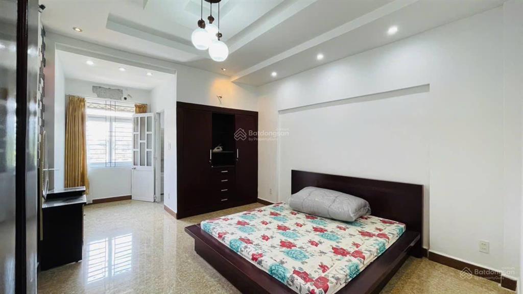 Nhà bán đường d3 khu d2d giá 7,7 tỷ nhà 3 lầu sổ hoàn công 228m2 sàn đối diện mầm non thống nhất