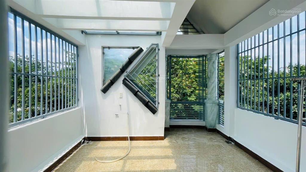 Nhà bán đường d3 khu d2d giá 7,7 tỷ nhà 3 lầu sổ hoàn công 228m2 sàn đối diện mầm non thống nhất
