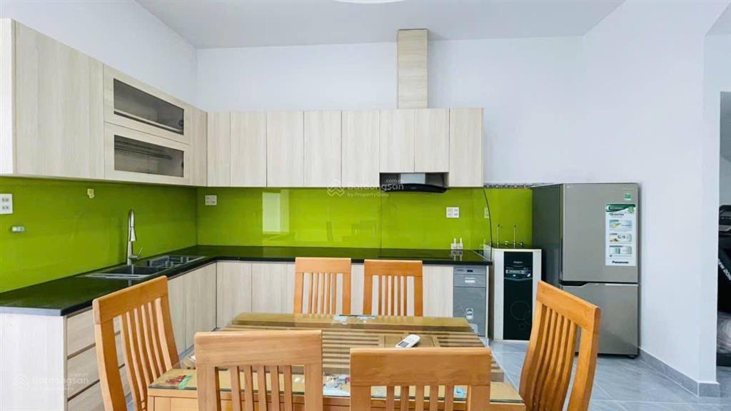Nhà bán đường d3 khu d2d giá 7,7 tỷ nhà 3 lầu sổ hoàn công 228m2 sàn đối diện mầm non thống nhất