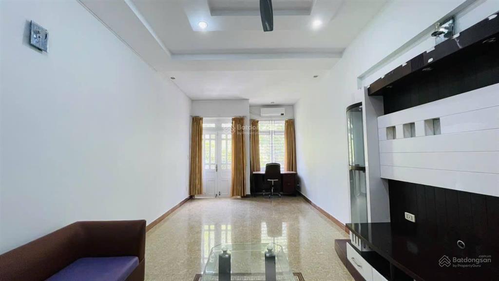 Nhà bán đường d3 khu d2d giá 7,7 tỷ nhà 3 lầu sổ hoàn công 228m2 sàn đối diện mầm non thống nhất