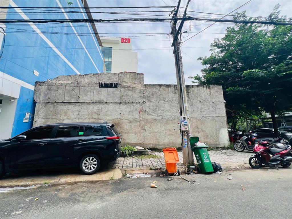 Cho thuê khu đất d2d ngang 12m, tổng 216m2, giá 21tr/th, trục d9, kinh doanh mọi ngành nghề