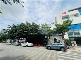 Cho thuê khu đất d2d ngang 12m, tổng 216m2, giá 21tr/th, trục d9, kinh doanh mọi ngành nghề
