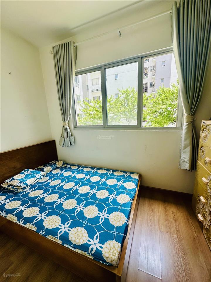 Chính chủ bán căn hộ 2pn 2wc block d khu ruby  celadon city, tp.hcm