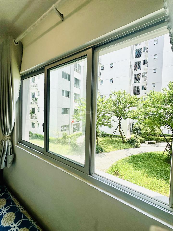 Chính chủ bán căn hộ 2pn 2wc block d khu ruby  celadon city, tp.hcm