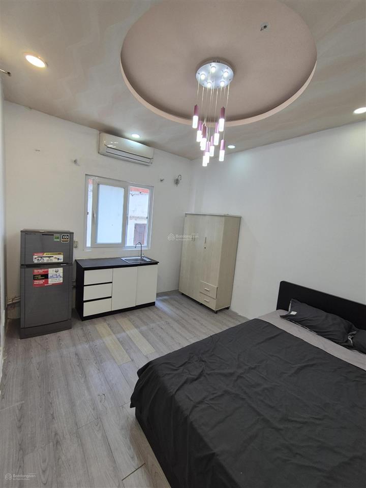 Phòng full nội thất có thang máy cửa sổ trời nguyễn đình chiểu phú nhuận