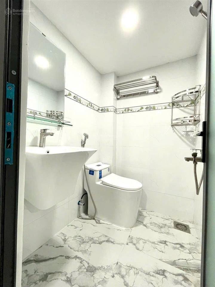 Studio dưới trệt full nội thất thoáng mát quang trung gần vincom
