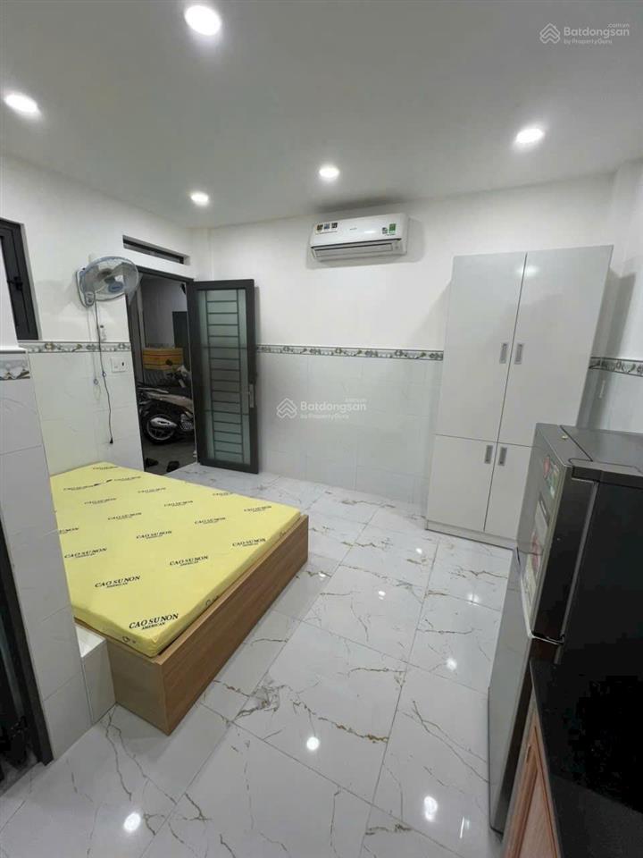 Studio dưới trệt full nội thất thoáng mát quang trung gần vincom