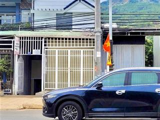 Bán nhà + đất mặt tiền quốc lộ 20, gần ngã 3 phi nôm. cách đà lạt 20km