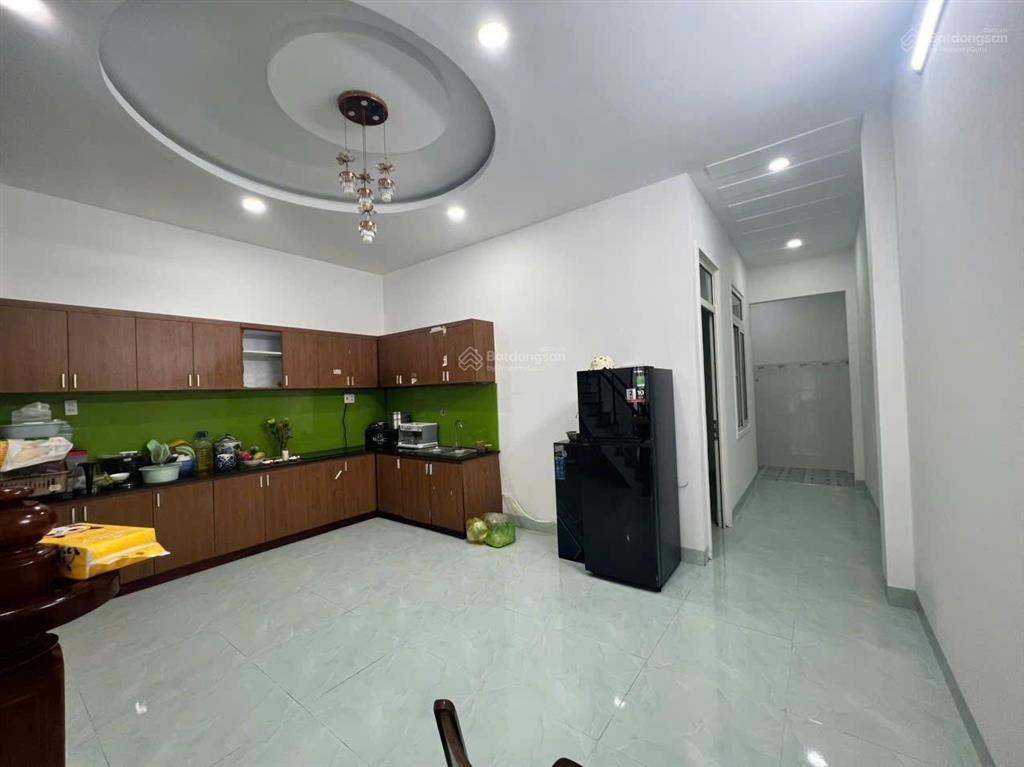 Bán nhà 1 trệt 1 lầu hẻm xe hơi lương định của, p. tây nha trang