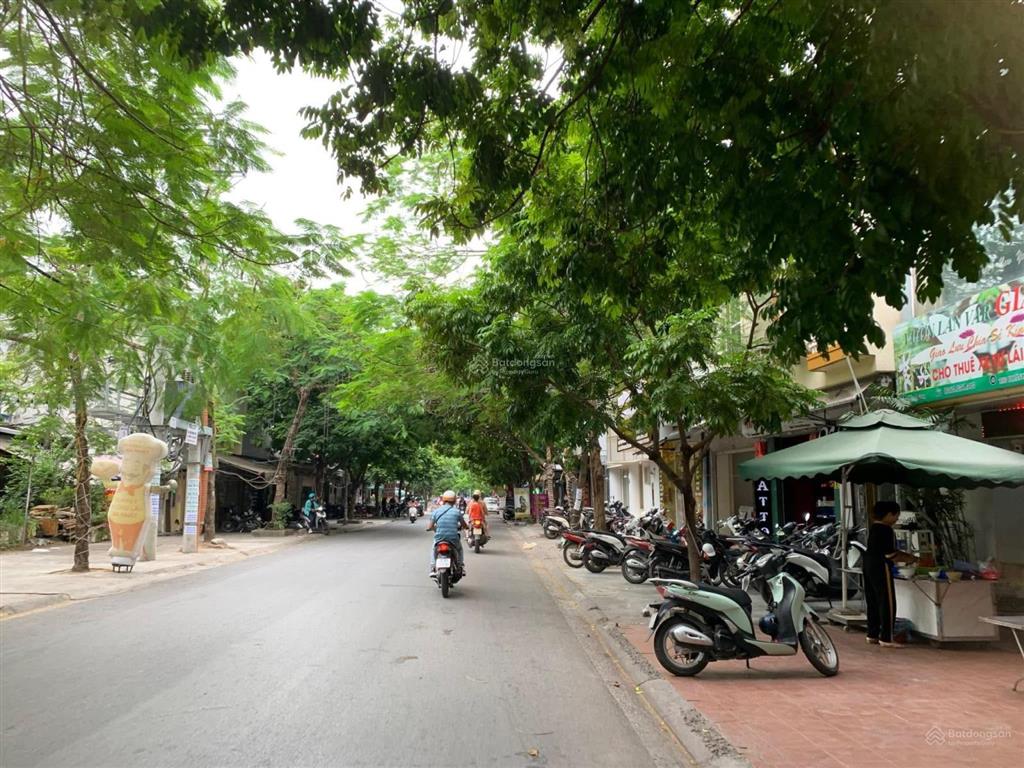 Bán lô góc siêu vip tại mặt đường phạm phú thứ. mặt tiền 8,2m. dt 65m2. giá 8,3 tỷ.  0934 234 ***