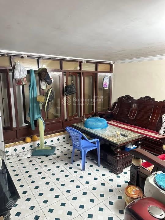 Bán nhà mặt đường kỳ đồng vị trí ngay đầu đường. dt 39m2*3 tầng. giá 9,9 tỷ