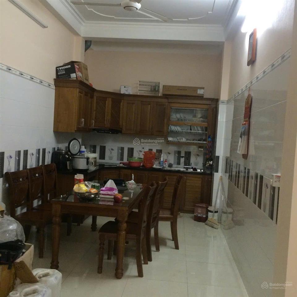 Chính chủ cho thuê nhà riêng, dt 60m2, 4,5 tầng, ô tô đỗ cửa. gần chợ, trường học, an ninh tốt