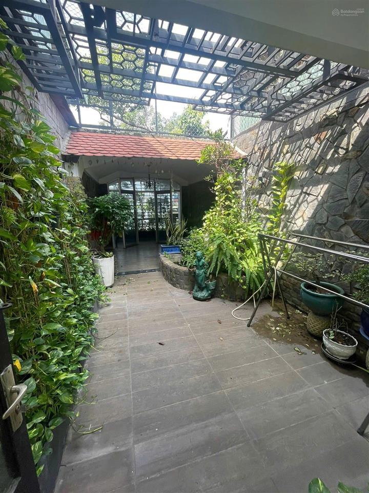 Mặt tiền 26 lý thường kiệt, quận 10, 6 tầng, 360m² sàn, thu 100tr/th, gía 32.5 tỷ thương lượng