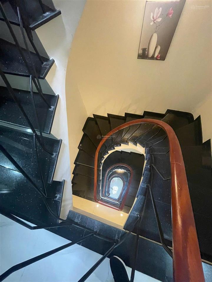 Mặt tiền 26 lý thường kiệt, quận 10, 6 tầng, 360m² sàn, thu 100tr/th, gía 32.5 tỷ thương lượng