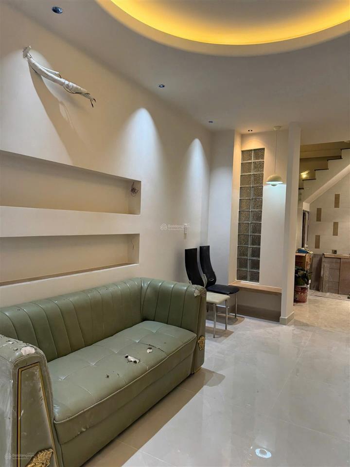 Bán nhà mới đẹp q3, hẻm 4m nguyễn đình chiểu, 32m², 3 lầu, 8.5 tỷ thương lượng