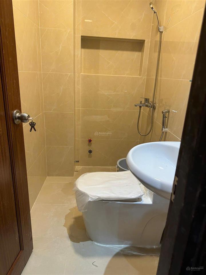 Bán nhà mới đẹp q3, hẻm 4m nguyễn đình chiểu, 32m², 3 lầu, 8.5 tỷ thương lượng