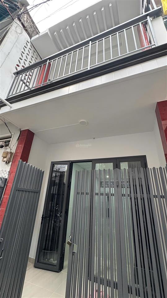 Cho thuê nhà 344/2, nguyễn duy dương, dt 4.6m*12.5m. 43.2 m2. gía 15 triệu/tháng tl