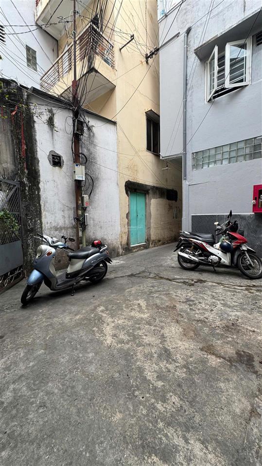 Cho thuê nhà 344/2, nguyễn duy dương, dt 4.6m*12.5m. 43.2 m2. gía 15 triệu/tháng tl