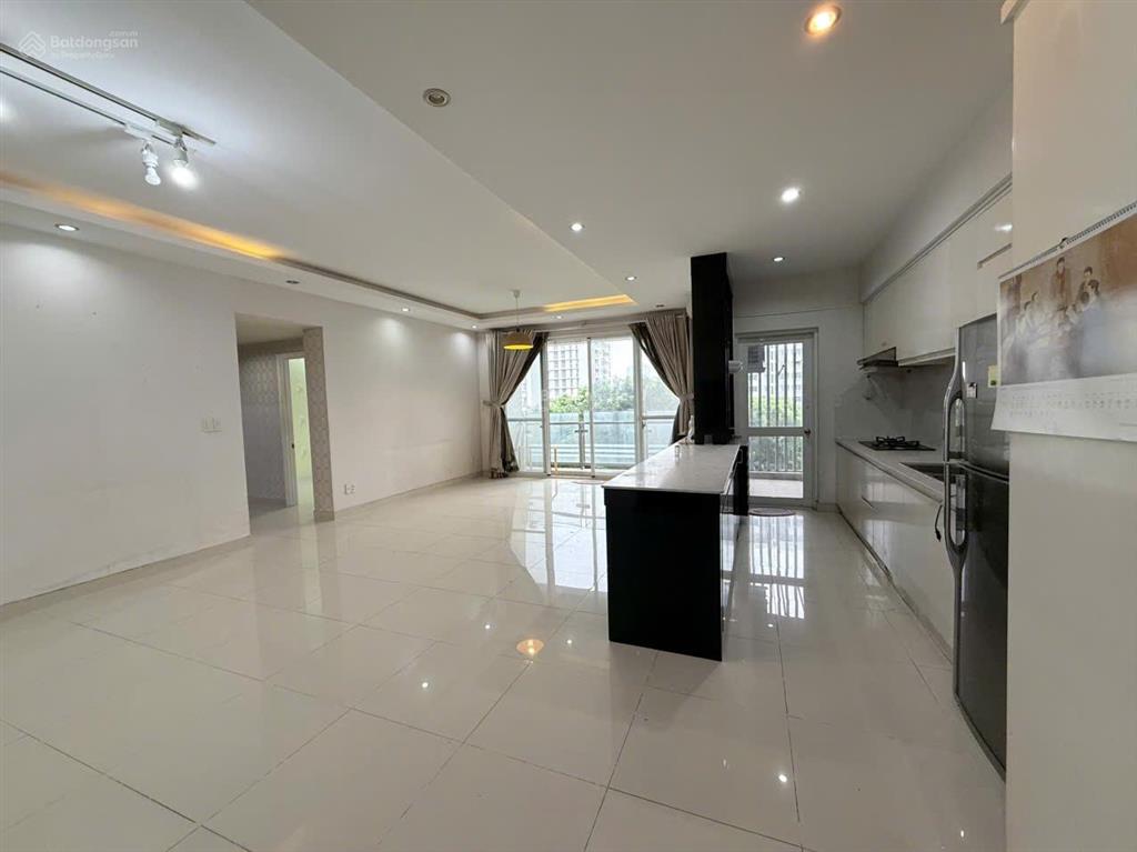 Bán gấp đi định cư! căn hộ riverpark giá rẻ nhất dt 123m2, 3pn, view công viên, sổ hồng sẵn.