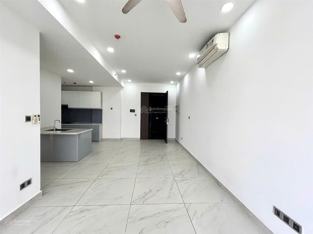 Bán căn hộ midtown giá siêu tốt! dt 81m2, 2pn  2wc, có ô xe hầm.  nhanh để chốt sớm!