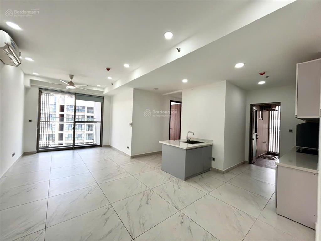 Bán căn hộ midtown giá siêu tốt! dt 81m2, 2pn  2wc, có ô xe hầm.  nhanh để chốt sớm!