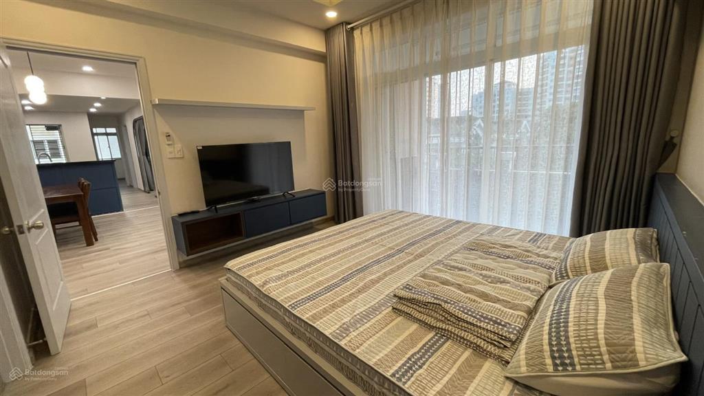 Bán căn hộ cảnh viên 2, dt 118m2, căn góc, 2pn+1plv, sổ hồng, nội thất đầy đủ,  0788 253 ***
