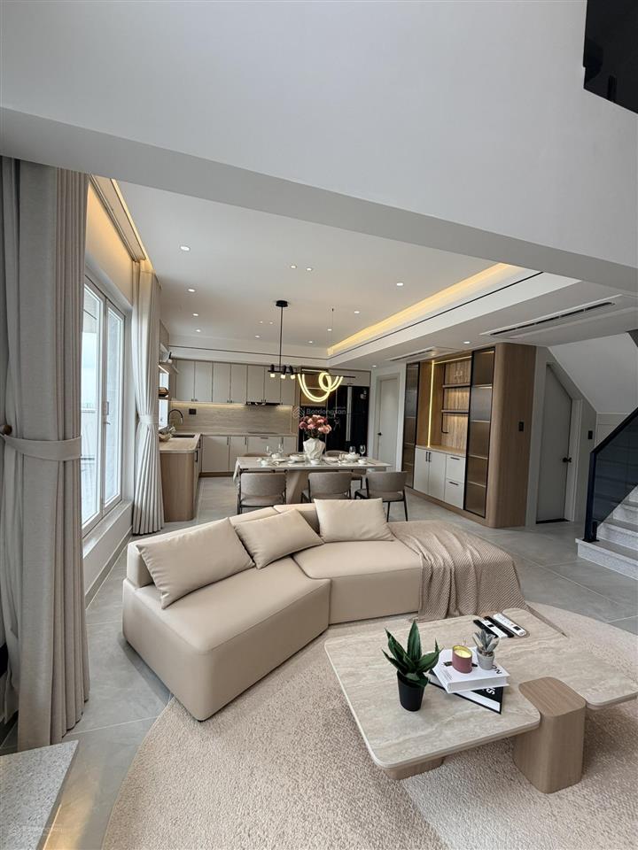 Cần bán căn penthouse nhà mới đẹp tại phú mỹ hưng, dọn vào ở ngay,  0788 253 *** quyết thắng