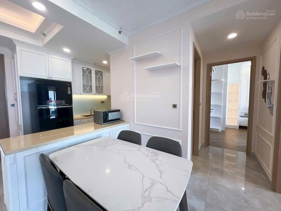 Giá tốt  bán gấp căn hộ 2 phòng ngủ m8 midtown  phú mỹ hưng
