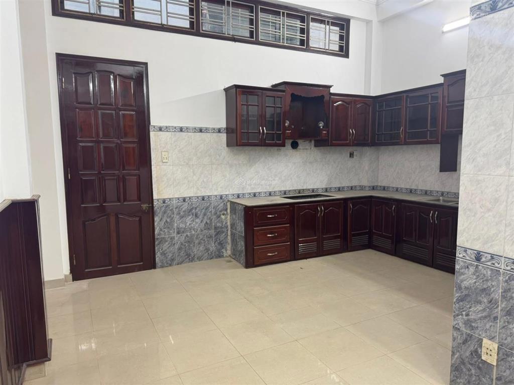 Sụp hầm  bán nhà 4 tầng 4 mê mặt tiền hàn thuyên hòa cường đường 7m5