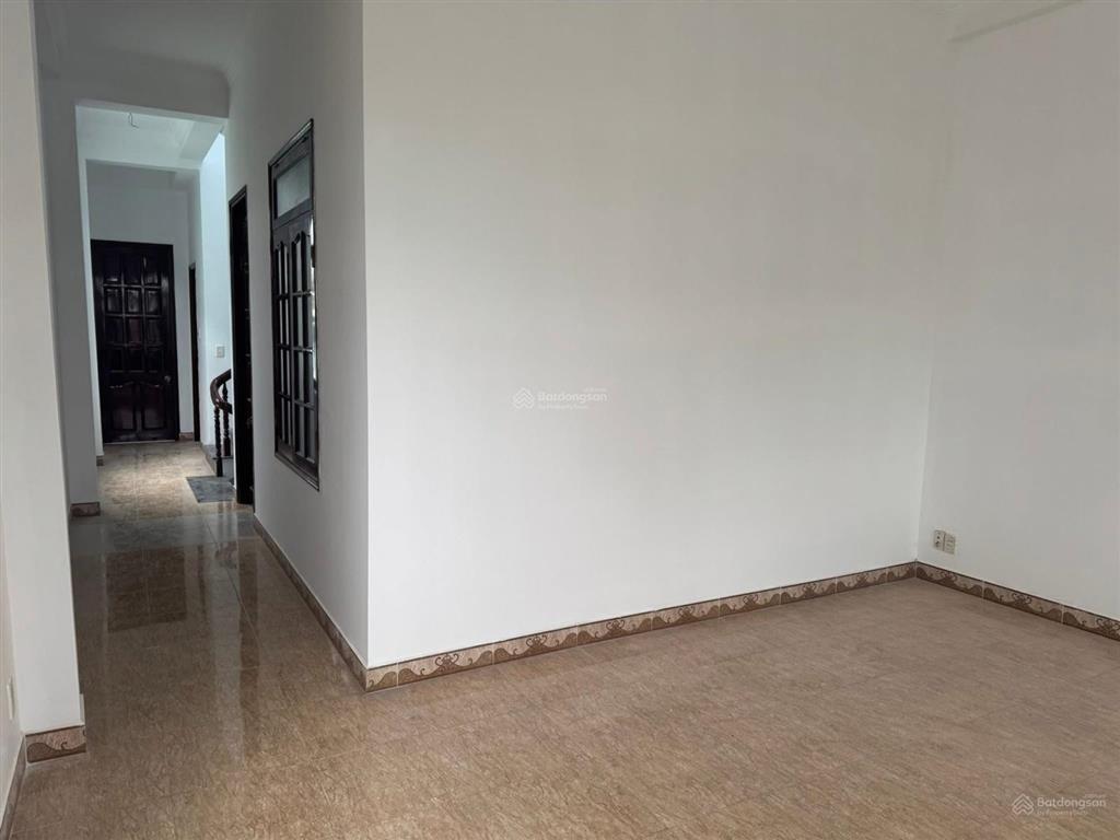Sụp hầm  bán nhà 4 tầng 4 mê mặt tiền hàn thuyên hòa cường đường 7m5
