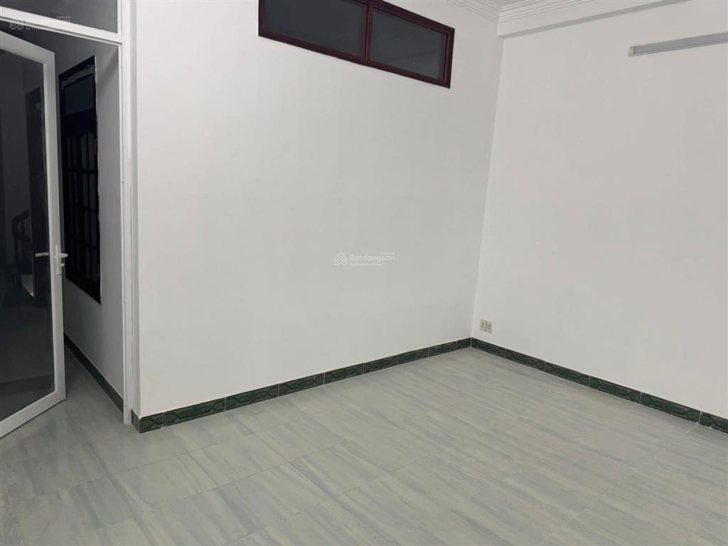 Sụp hầm  bán nhà 4 tầng 4 mê mặt tiền hàn thuyên hòa cường đường 7m5