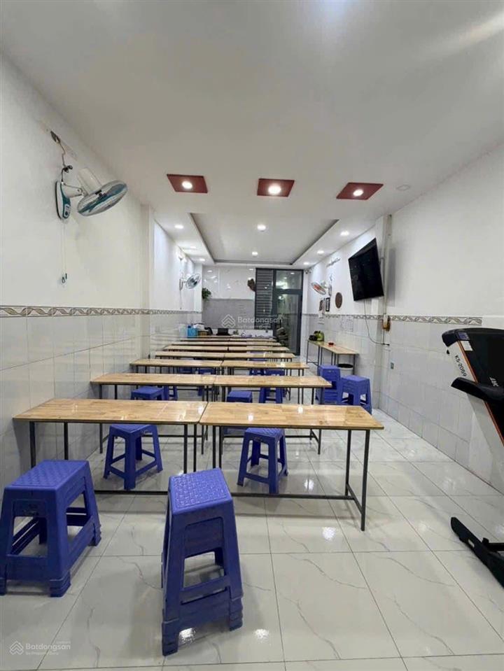 Cần bán căn nhà sổ hồng riêng, vĩnh lộc a ngay trung tâm ngã 5 vĩnh lộc