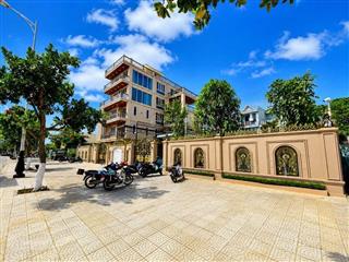 Cho thuê siêu phẩm villa mặt biển mỹ khê đường hoàng sa