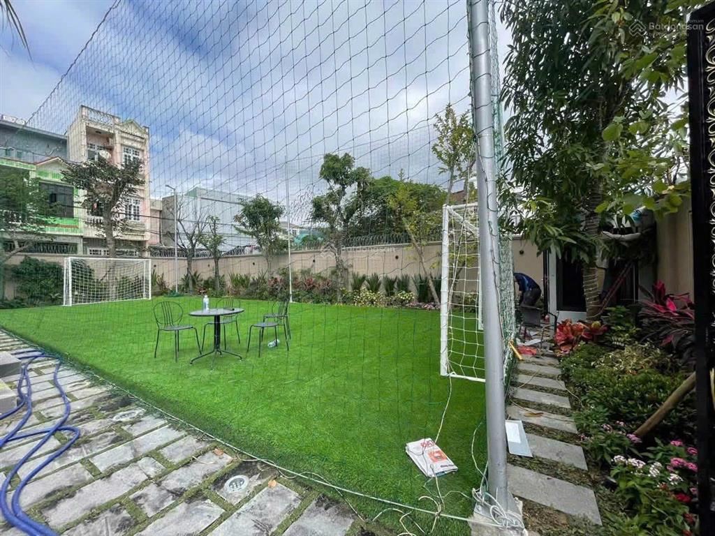 Cho thuê siêu phẩm villa mặt biển mỹ khê đường hoàng sa