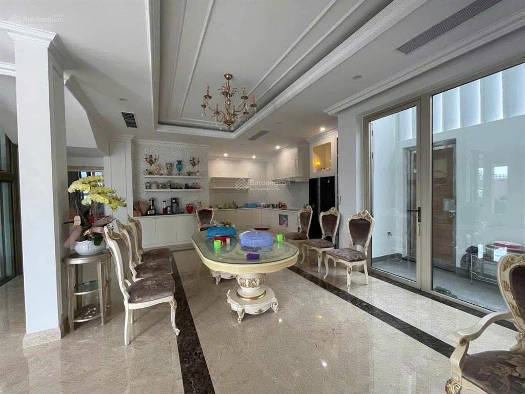 Cho thuê siêu phẩm villa mặt biển mỹ khê đường hoàng sa