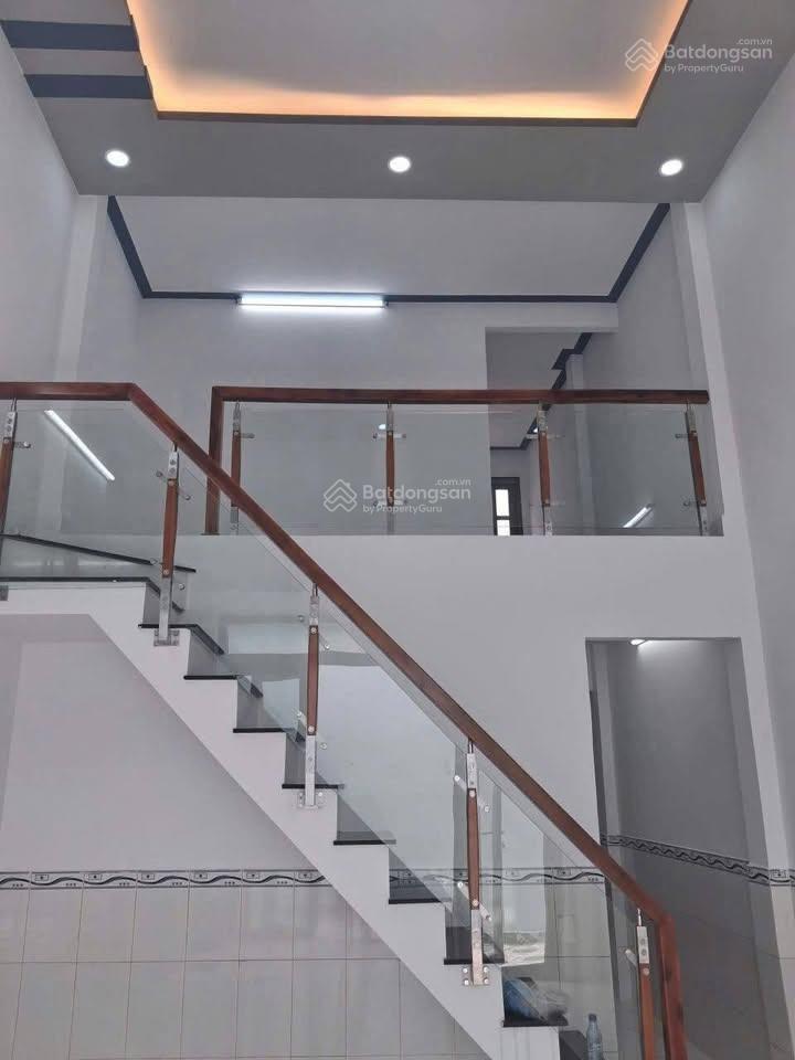 Bán nhà đẹp, 2/ ngắn lê thị ngay, ấp 1, vĩnh lộc a