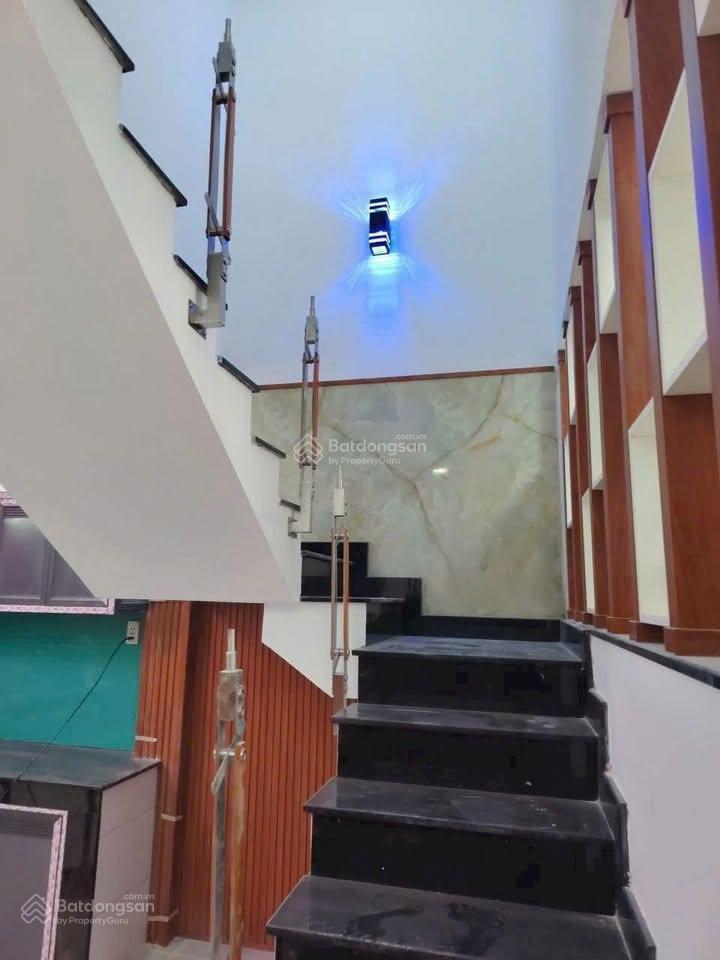 Bán nhà đẹp 1/ ngắn chợ ấp 4 gần ngã 5 nguyễn thị tú vĩnh lộc b giáp bình tân