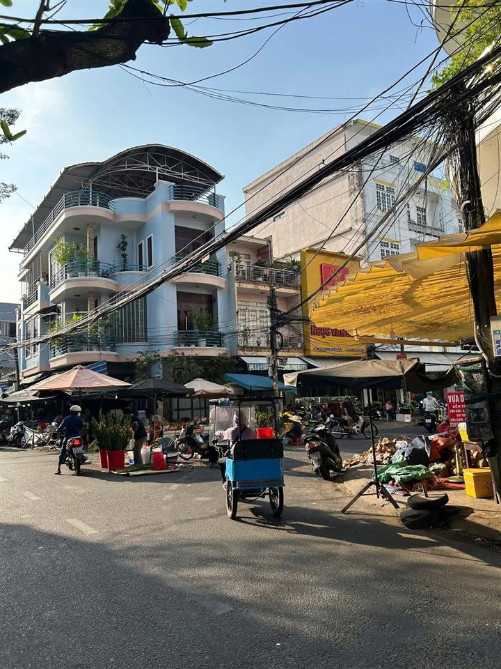 Bán nhà mặt tiền cù chính lan, cạnh chợ thanh khê  giá 11 tỷ tl